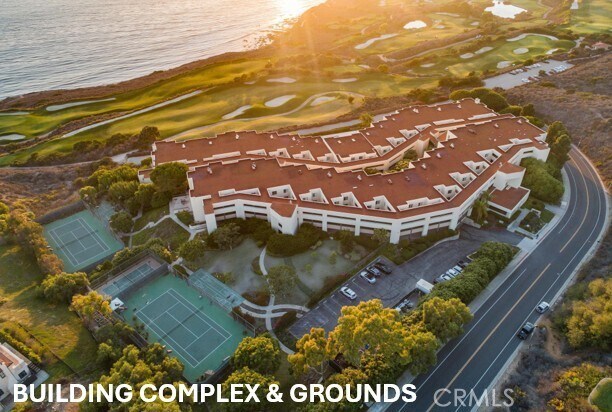 Building Photo - 3200 La Rotonda Dr