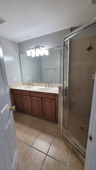 Building Photo - 10077 Lone Cypress St