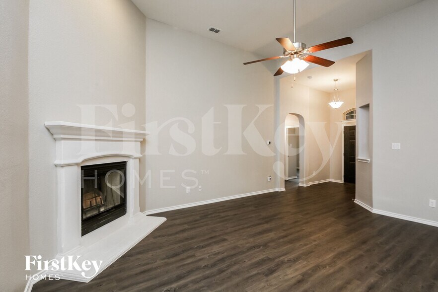 Building Photo - 11448 Starlight Ranch