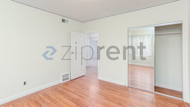 Building Photo - 1578 43rd Ave