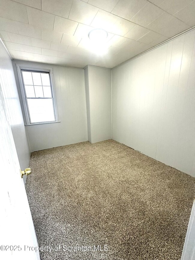 Building Photo - 539 Hazle St