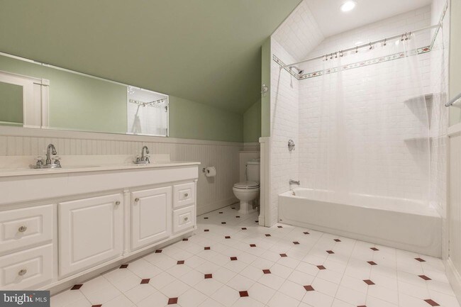 Building Photo - 2115 Pony Trail Dr