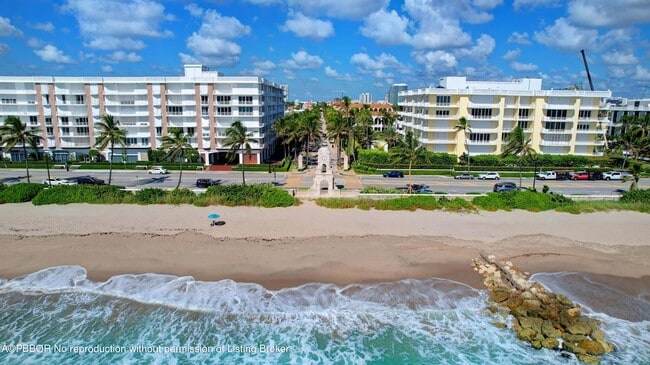 Building Photo - 218 Worth Ave