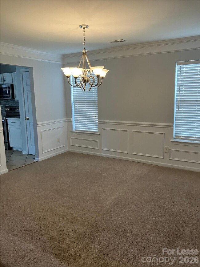 Building Photo - 19113 Kanawha Dr