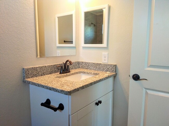 Building Photo - *COMING SOON* 3BR / 2.5BA Home | Fenced Backyard, Garage & Stainless Appliances!