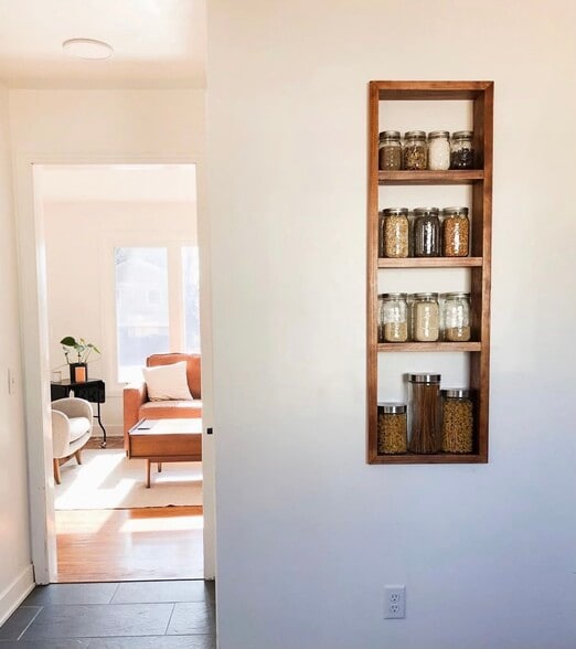 Building Photo - 4218 Saint Clair St