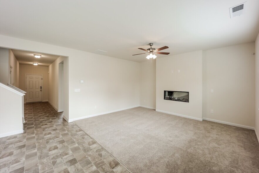 Building Photo - 568 Overo Dr