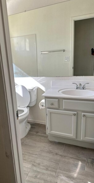 Building Photo - 5063 W Whitten St