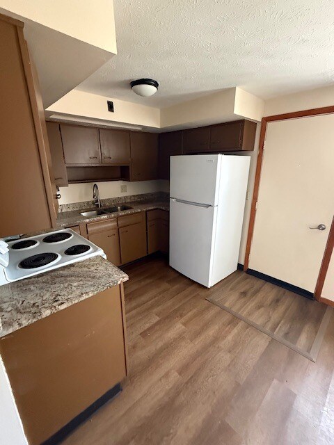 Building Photo - 3445 Beachworth Dr