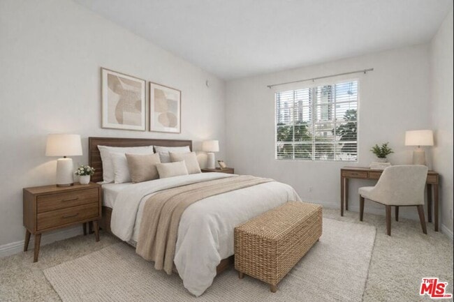 Building Photo - 1225 Armacost Ave