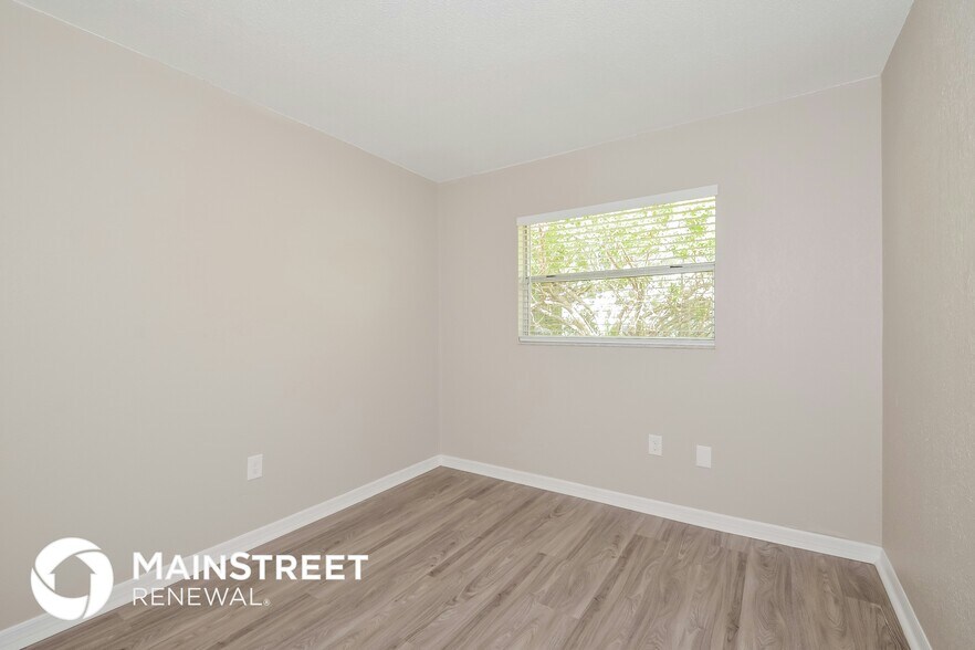 Building Photo - 3019 Clay Cir