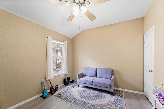 Building Photo - 1206 Parker Pl