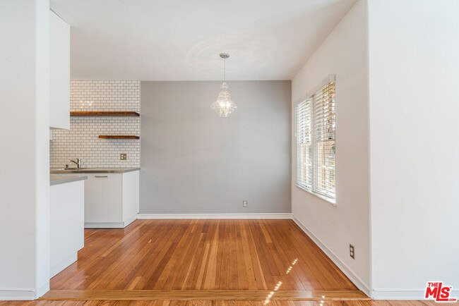 Building Photo - 2409 28th St