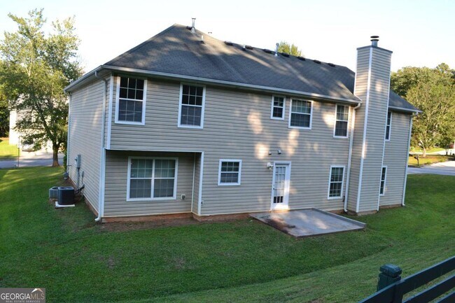 Building Photo - 6157 Red Top Loop