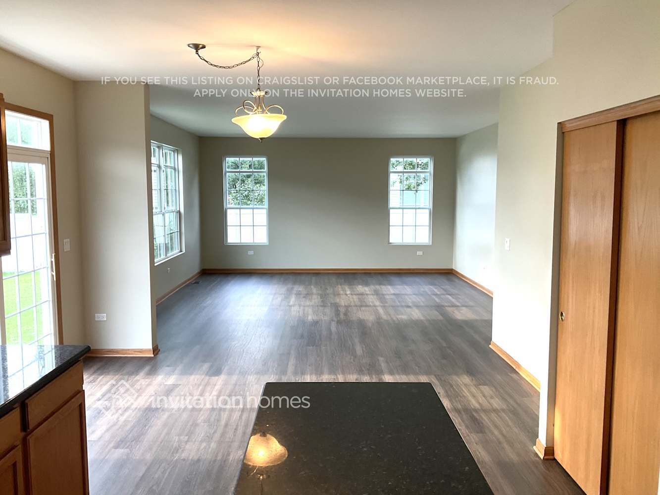 Building Photo - 443 Cardinal Ln