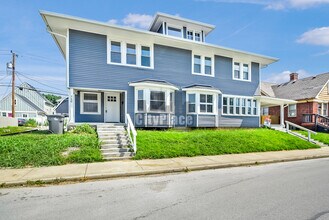 Building Photo - 750 Cottage Ave