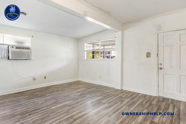 Building Photo - 72071 Rose Ave