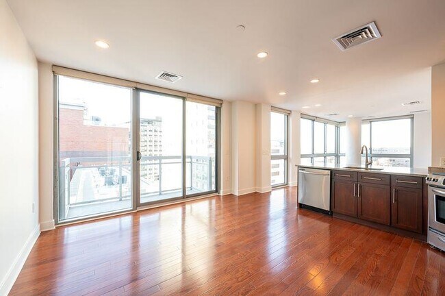 Building Photo - 201 Marin Blvd