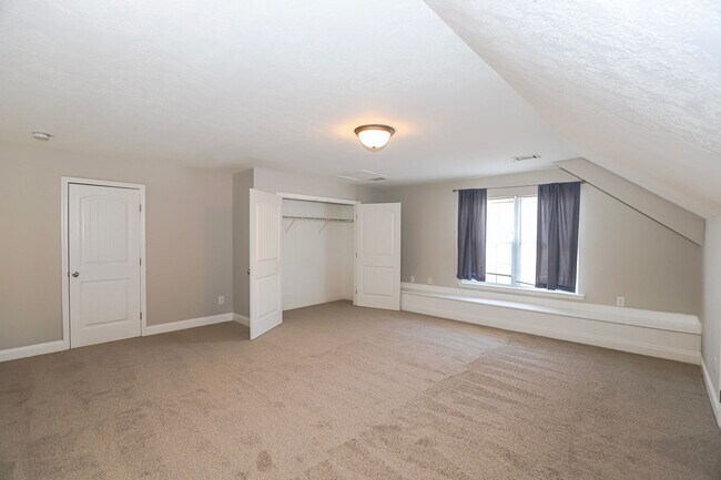 Building Photo - 4453 Galway Dr