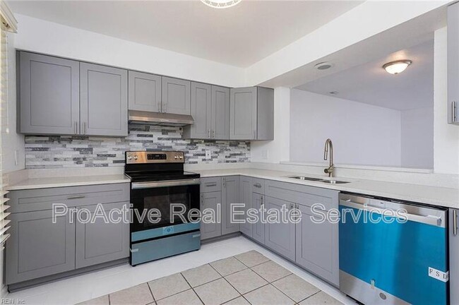 Building Photo - 5684 Campus Dr