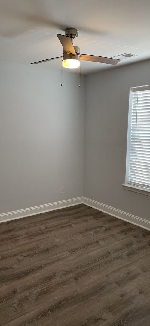 Building Photo - Newly built 3 bedroom/2.5 bath condo near schools