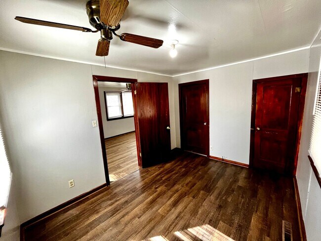 Building Photo - Single Family Home