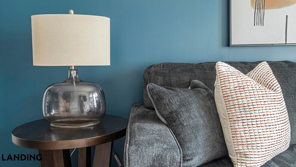 Building Photo - 11010 Northlake Landing Dr