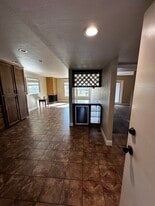 Building Photo - 3722 W Benjamin Holt Dr