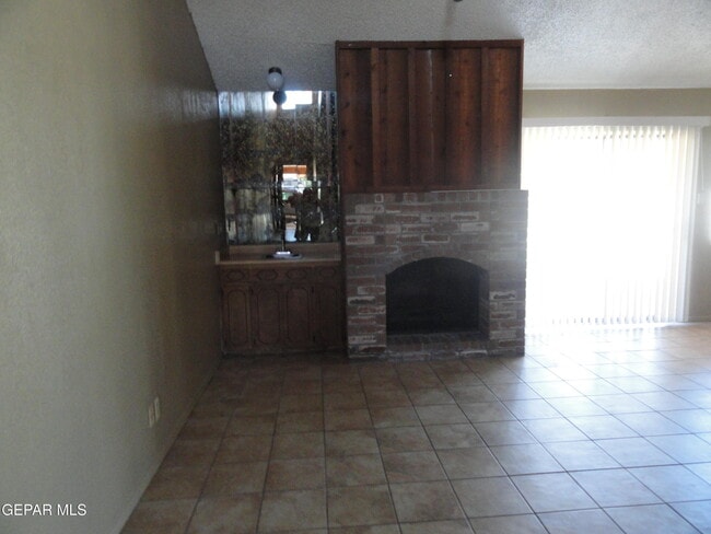 Building Photo - 2028 Amy Sue Dr