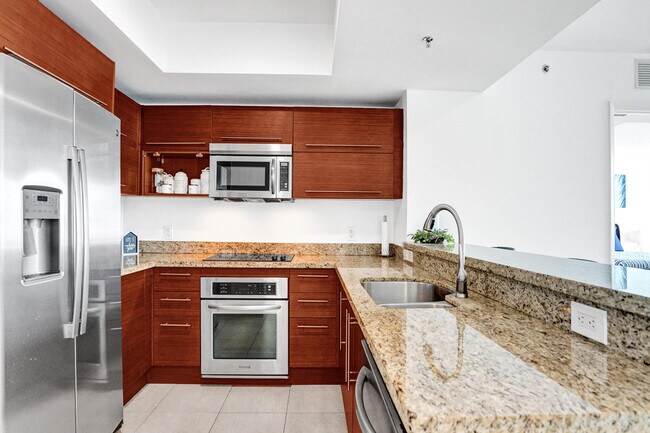 Building Photo - 2641 N Flamingo Rd