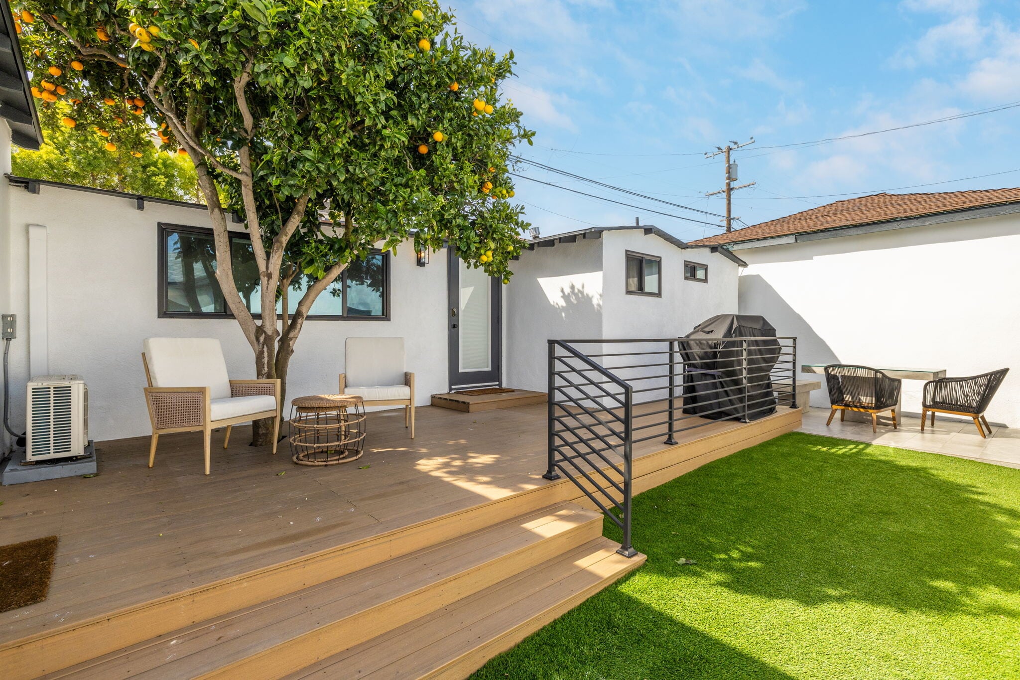 Building Photo - 614 Knob Hill Ave