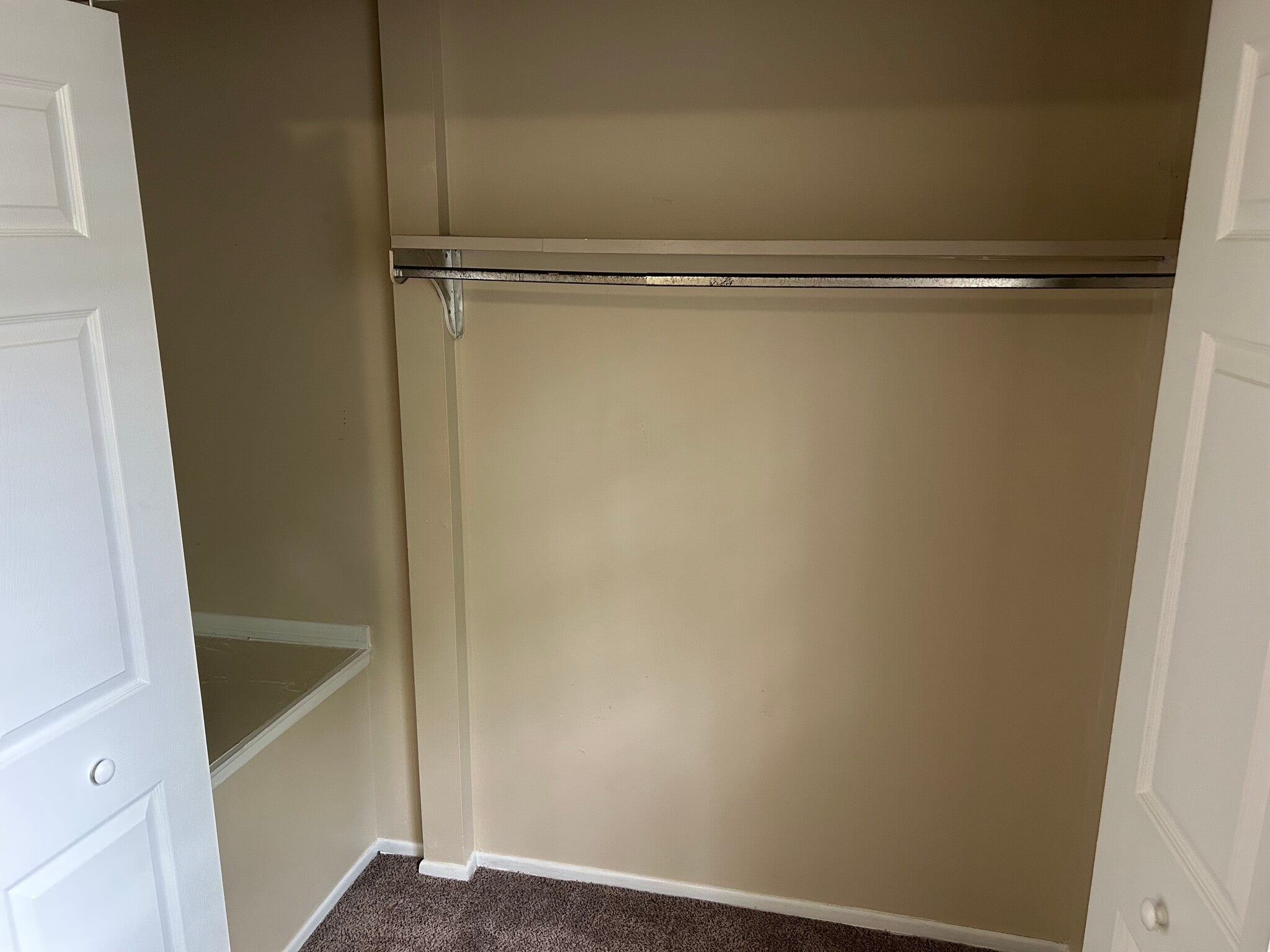 2nd Bedroom Closet - 406 Hickory Cir