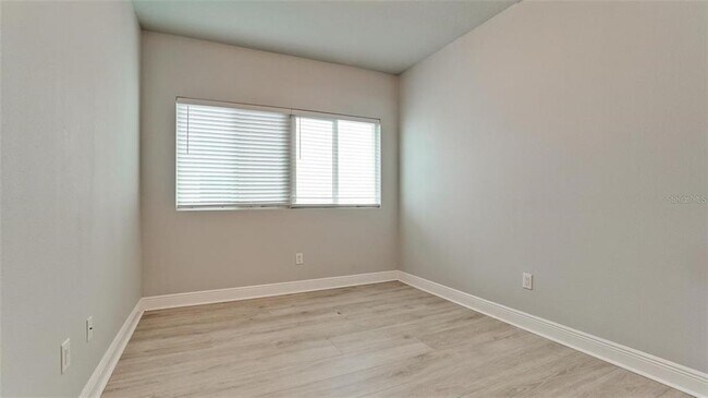Building Photo - 5546 Spanish Moss Cv