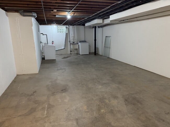 Building Photo - 578 Ivy Ct