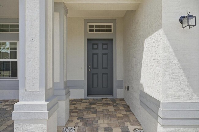 Building Photo - 55 Matanzas Lakes Dr