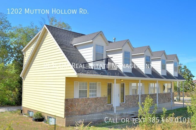 Primary Photo - East Kaysville 4 Bedroom House!