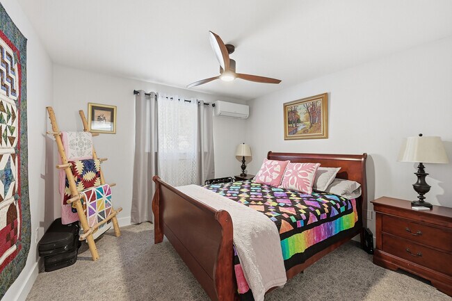 Building Photo - 30855 Walter Dr