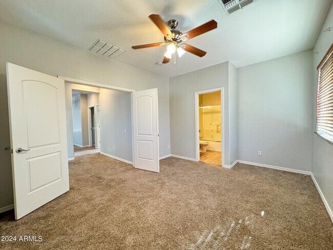 Building Photo - 20959 W Edith Way