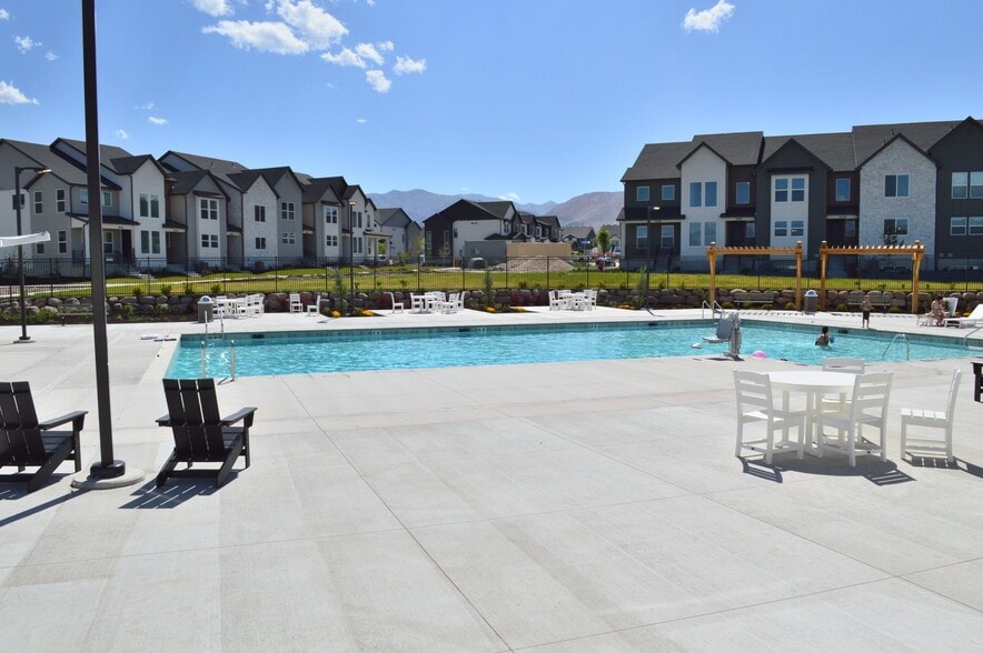 Building Photo - 12778 Pinnacle Peak Ln
