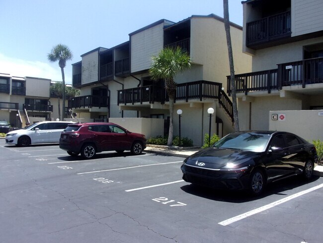Building Photo - 5650-5A1A A1A S