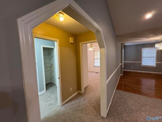 Building Photo - 104 Cypress Cir