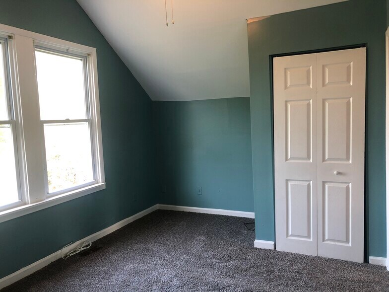 Building Photo - 5913 Kavon Ave