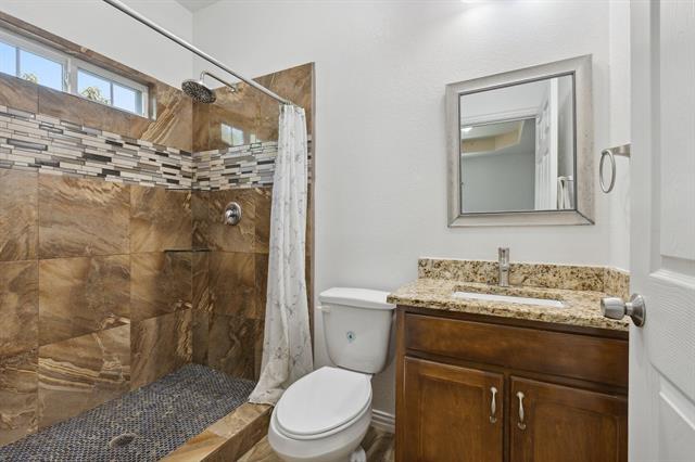 Building Photo - 3918 Sonora Ave