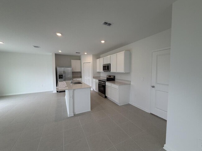 Building Photo - 2482 Hallow Gdn Rd