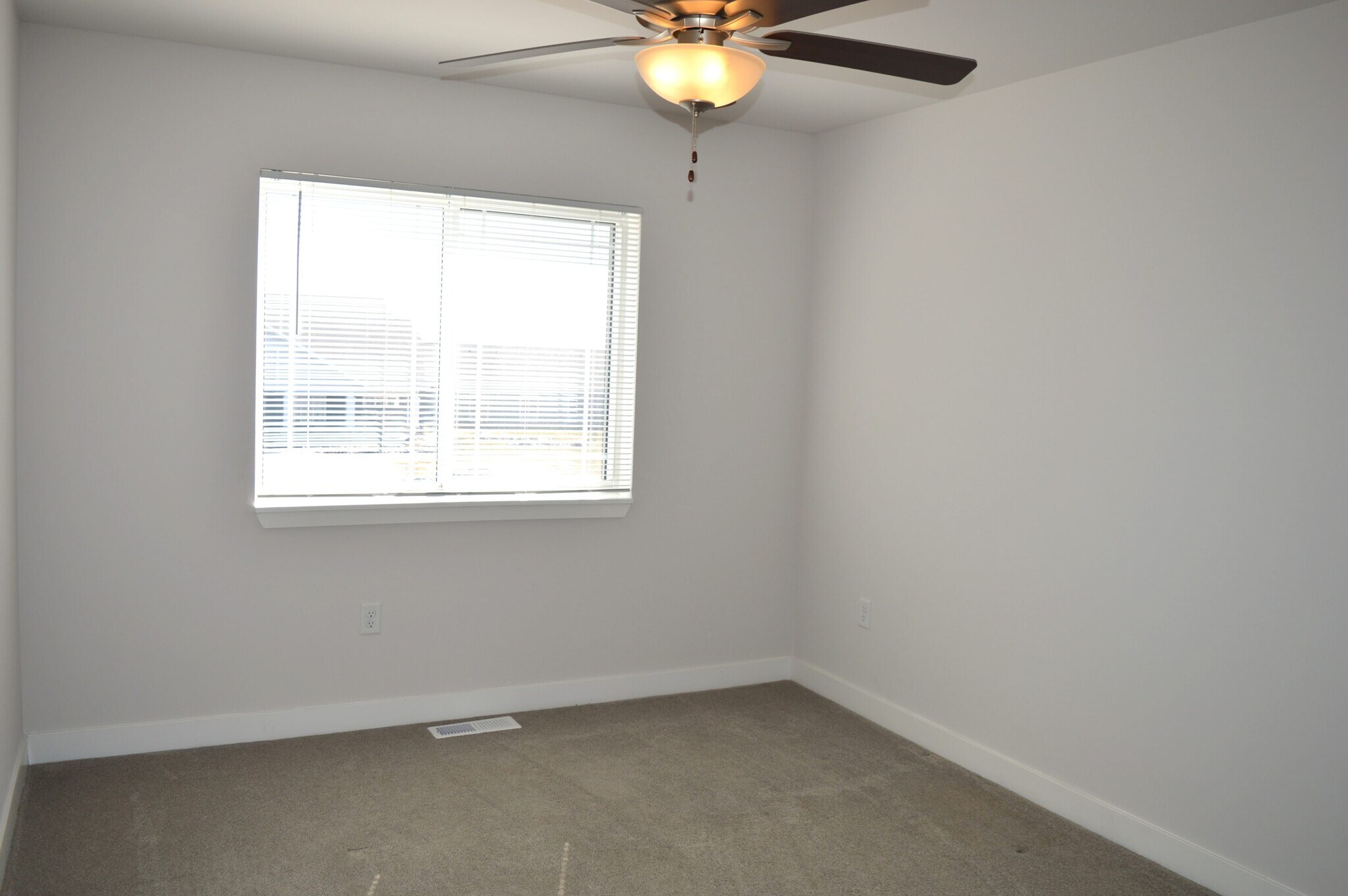 Building Photo - 4940 Innovation Dr