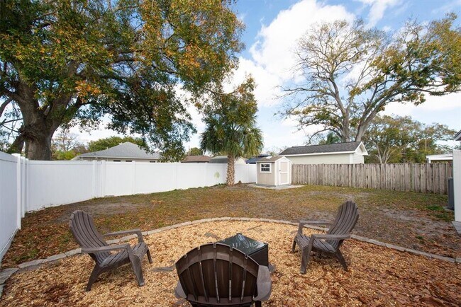 Building Photo - 3623 W Gray St