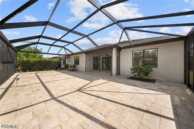 Building Photo - 11412 Canopy Loop