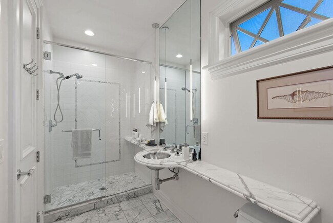 Building Photo - Stout Street 2 BDR at Curtis Park