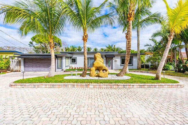 Building Photo - 1712 NE 18th Ave