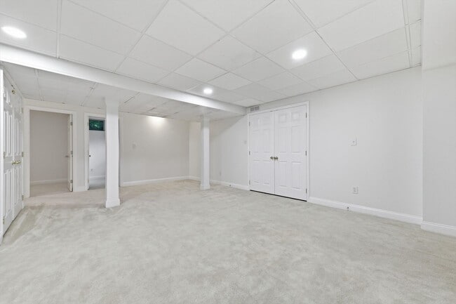 Building Photo - 17545 Hardy Rd